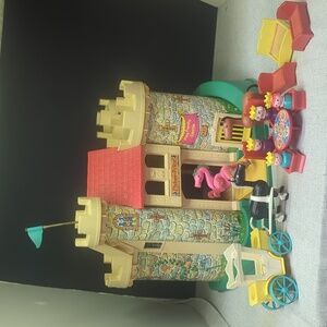 #18)Rare &98%Complete Fisher Price Little People playset #993 Play Family Castle